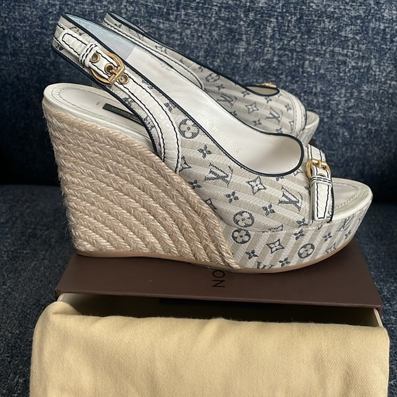 Authentic Louis Vuitton Monogram Canvas Espadrilles. Size:36. - Picture 7 of 13